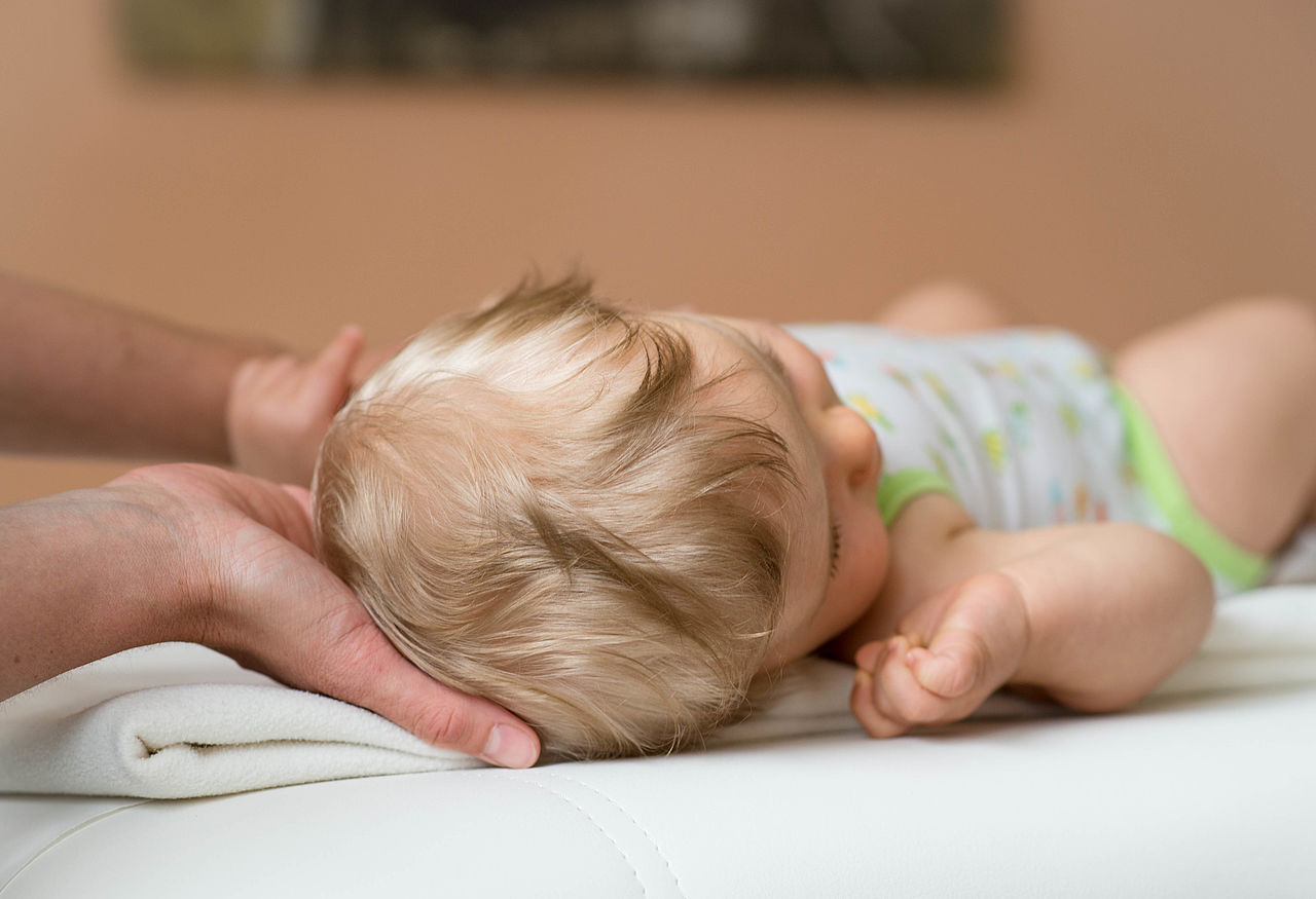 Praxis Bianca Böhm Behandlung Baby